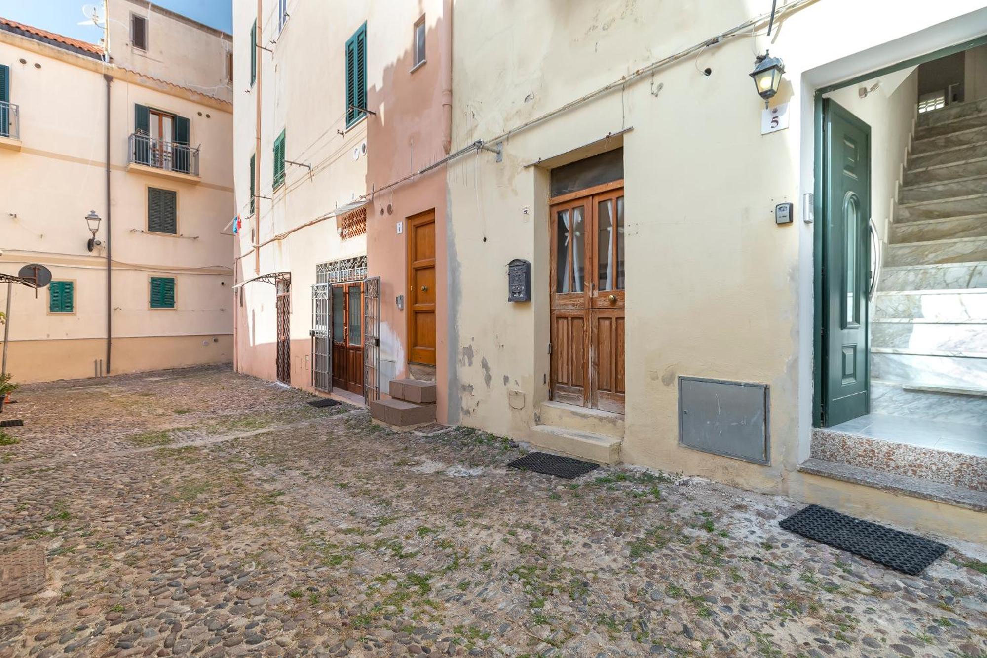 Sardinia Re - Casa Pinuccia Apartment Alghero Ngoại thất bức ảnh